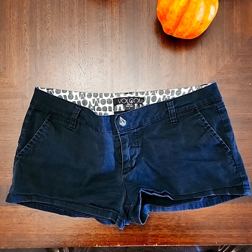 Volcom Black Low-Cut Shorts
